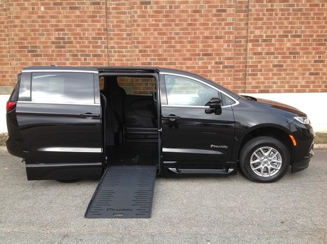 New Wheelchair Van For Sale: 2025 Chrysler Pacifica Select Safety Wheelchair Accessible Van For Sale with a  on it. VIN: 2C4RC1BG0SR586223