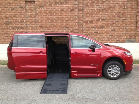 New Wheelchair Van For Sale: 2026 Chrysler Pacifica Select Safety Wheelchair Accessible Van For Sale with a  on it. VIN: 2C4RC1BG5TR206388