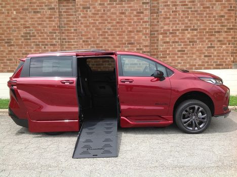 New Wheelchair Van For Sale: 2026 Toyota Sienna XSE Wheelchair Accessible Van For Sale with a  on it. VIN: 5TDXRKEC2TS321896